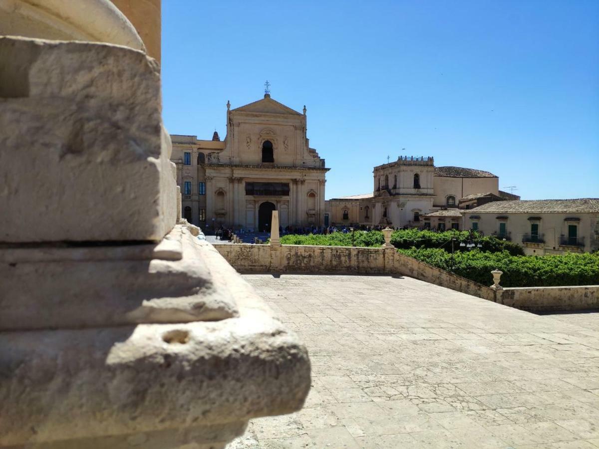 Casa Vacanze Meraki Noto Exterior photo